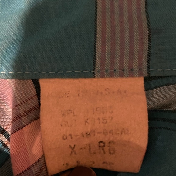 ⚡️Vtg. Gold collection by Karman Plaid  button up - Picture 9 of 9